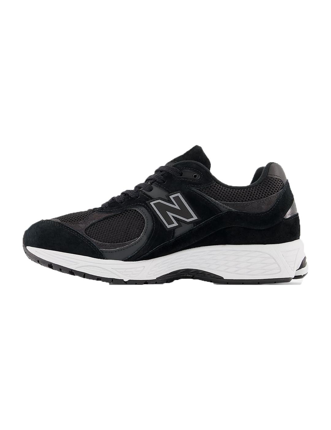 Zapatilla New Balance 2002