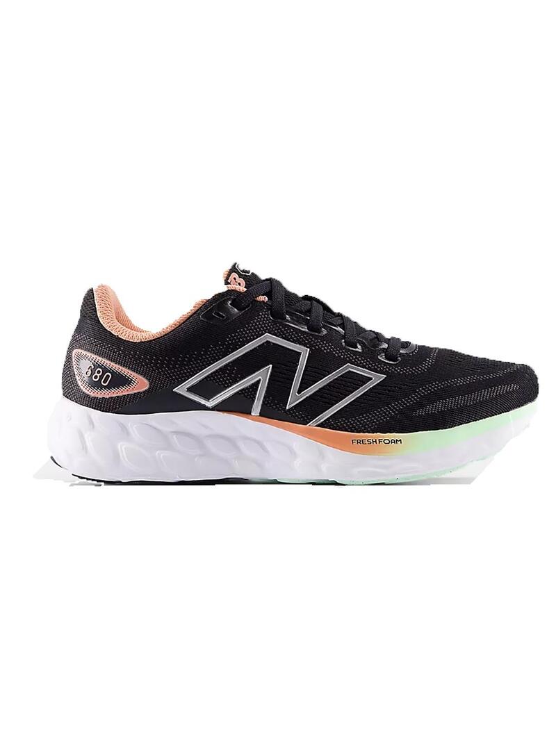 Zapatilla New Balance V680